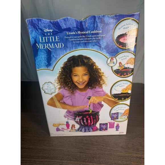 Disney The Little Mermaid Ursula’s Mystical Cauldron Playset Lights, Sounds - Picture 9 of 12